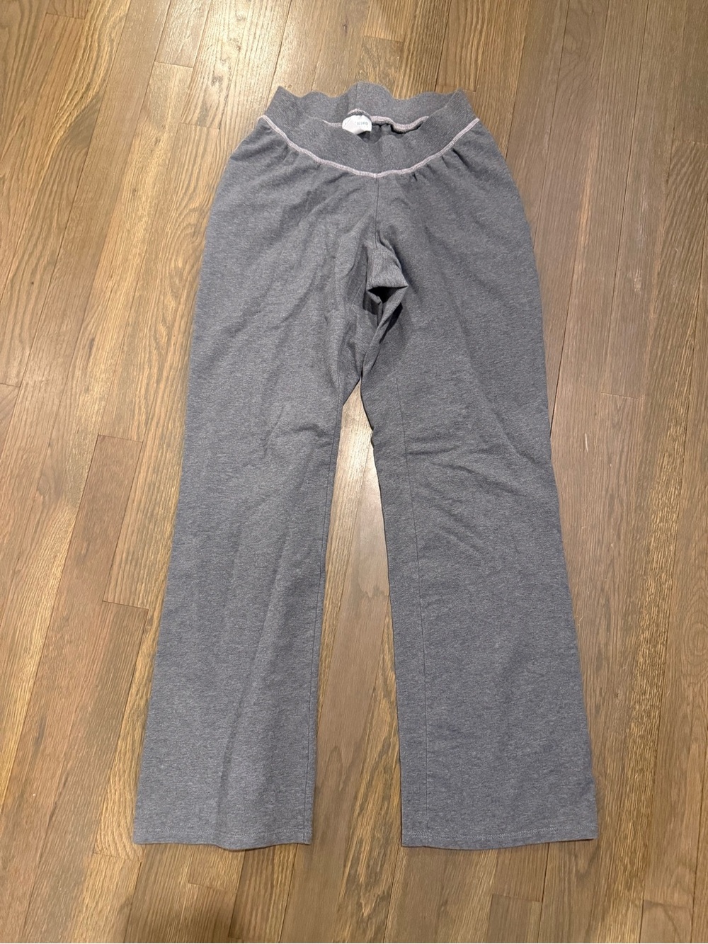 Motherhood Maternity Gray Ribbed Lounge Pants with Scallop Trimo size Medium